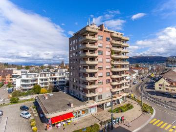 Helle Wohnung im Zentrum von Reinach