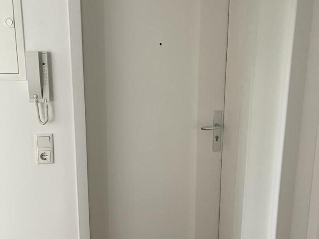 Helle, zentral gelegene und schick möblierte Dreizimmer Wohnung in Düsseldorf Flingern Nord, Dusseldorf Amsterdam Apartments for Rent