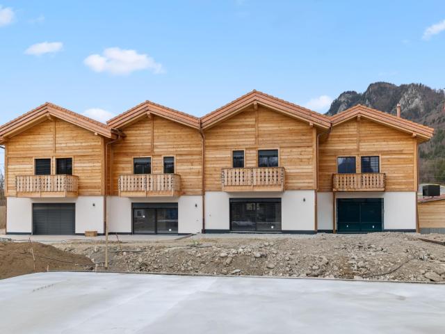 Helle, zeitgenössische Villa mit privaten Außenfassaden