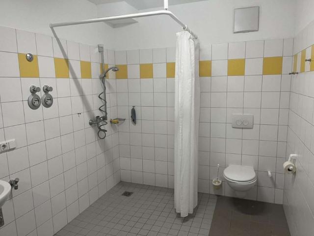 Helle Zwei Zimmer Wohnung im betreuten Wohnen in Rotenburg an der Fulda