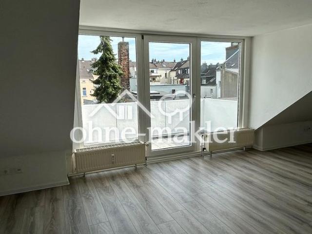 Helle Zweizimmerwohnung mit Balkon in Ddorf Büdingenstr