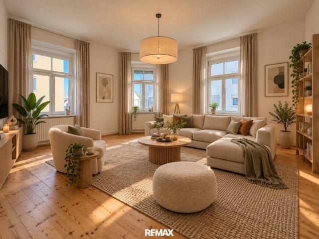 Helle Altbauwohnung mit hohen Räumen – frisch renoviert & sofort beziehbar