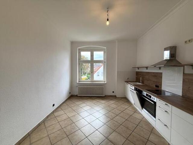 Helle Altbauwohnung mit neuer Einbauküche mit ca. 90 m² | hohe Decken | Gelsenkirchen Horst