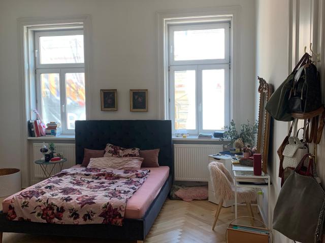 Helle Altbauwohnung im Zentrum Wiens geeignet für 2er WG