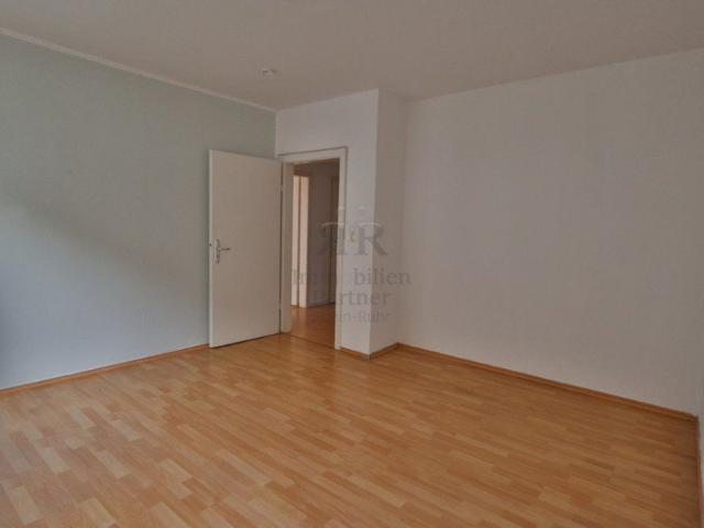 Helle Altbau Wohnung im EG in Duisburg Rheinhausen Bergheim