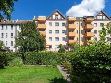 Helle bezugsfreie Dreizimmerwohnung in Berlin Tegel mit Balkon und Aufzug