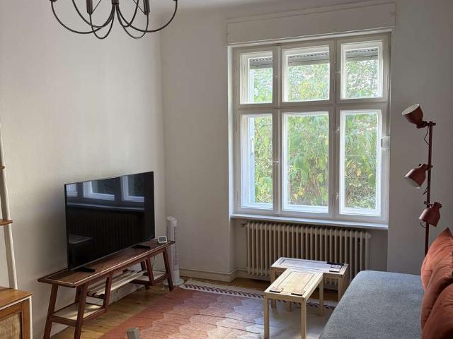 Helle & Charmante 2 Zimmer Altbauwohnung nahe Rathaus Steglitz
