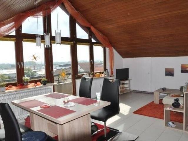 Helle Dach Atelier Wohnung zur Ostseite