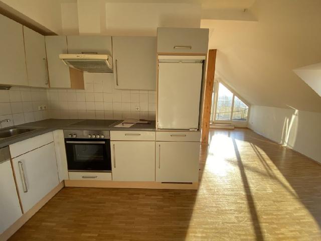 Helle Dachgeschoßwohnung mit Terrasse in Feldbach …!