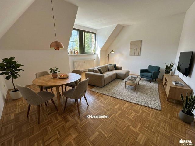 Helle Dachgeschosswohnung in Ferlacher Top Lage