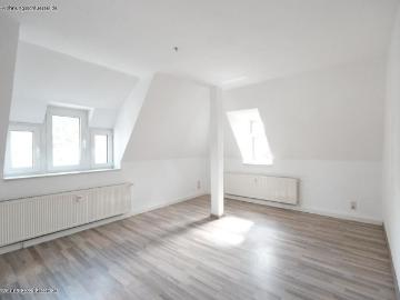 Helle Dachgeschoss Whg auf 75qm