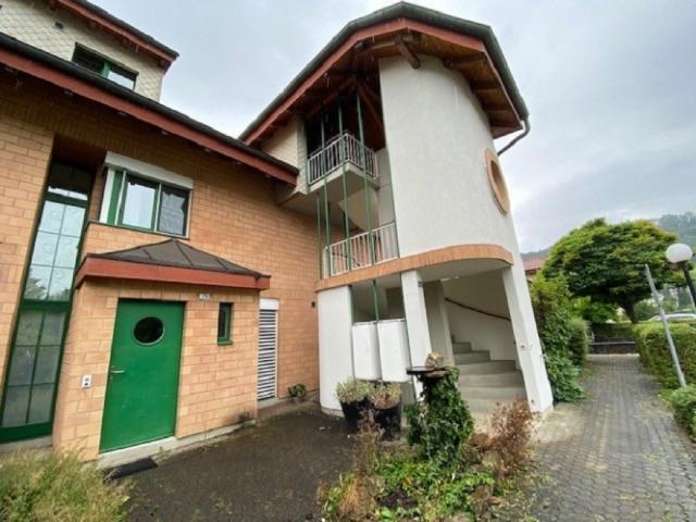 Helle Dachwohnung inkl. Bastelraum und Kellerabteil