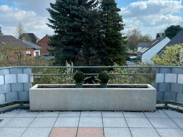 Helle DG Wohnung mit großer Terrasse ruhig wohnen nahe Köln