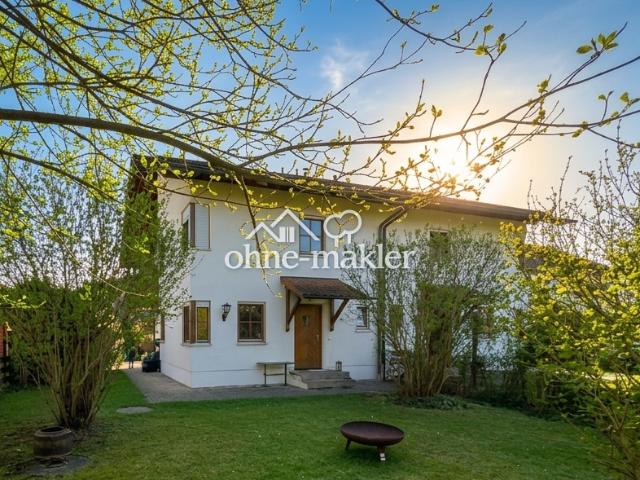 Helle Doppelhaushälfte auf 404 m² mit Keller, Garten, Terrasse und Balkon in Ostermünchen