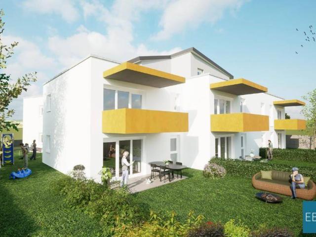 Helle Eckwohnung mit Balkon im 1.Obergeschoß