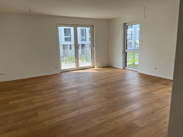 Helle EG Neubauwohnung mit eigenem Gartenanteil