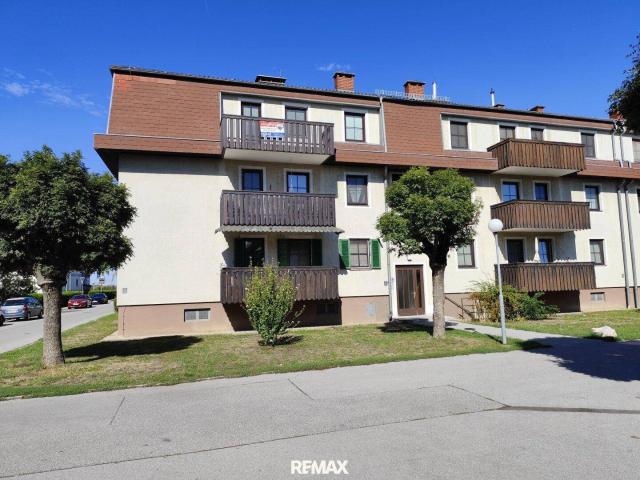 Helle Eigentumswohnung mit Balkon in ruhiger Lage!