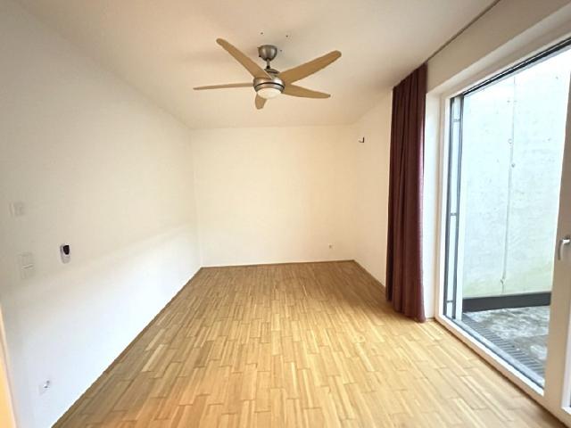 Helle Erdgeschosswohnung mit Garten am Ruckerlberg …!
