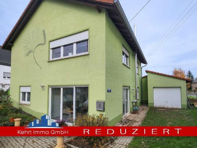 Helle, erschwingliche 3 Zimmer EG Wohnung mit Terrasse und hohem Erholungswert in Heiligenmoschel