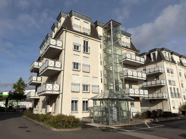 helle freundliche 2 Zimmer Wohnung mit Balkon UNI Nähe
