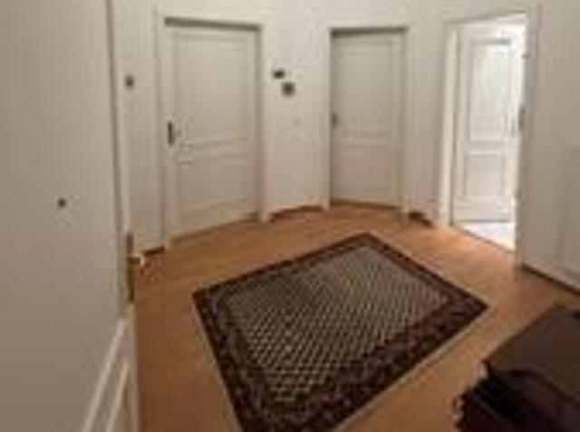 Helle freundliche 2 Zimmer Wohnung Waldstraßenviertel