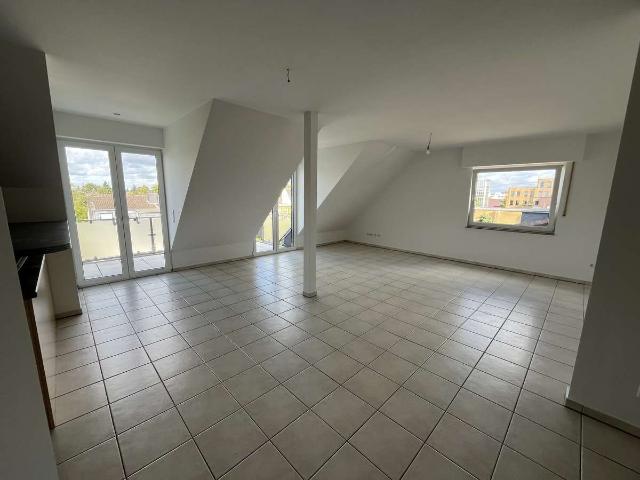 Helle, freundliche 2 Zimmerwohnung in gepflegtem 2 Familienhaus