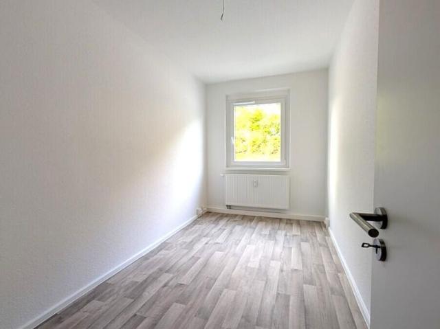 Helle, freundliche 3 R Wohnung mit Balkon in Zentrumsnähe