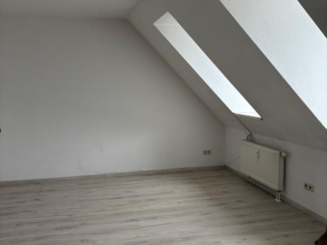 Helle, freundliche Zweiraumwohnung mit Balkon