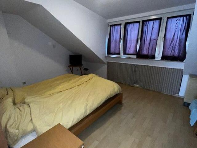 Helle, freundliche Mansardenwohnung mit offener Bauweise