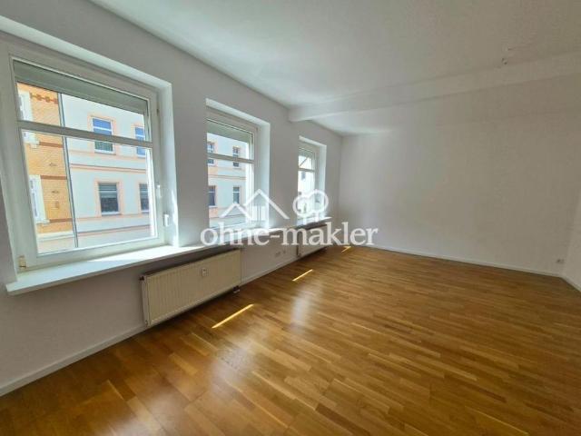 Helle, frisch renovierte 3 Raum Wohnung in attraktiver Lage von Zwenkau
