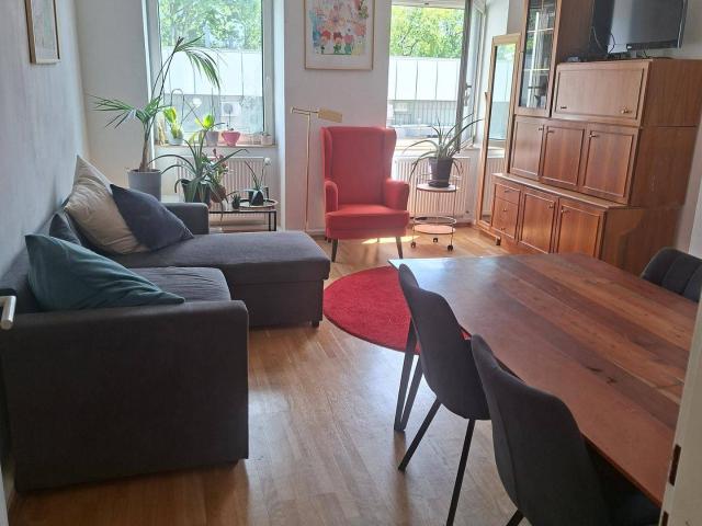 RESERVIERT* Helle, gepflegte 2 Zimmer Wohnung am Währinger Gürtel – ab 1. September verfügbar Nachmieter/in gesucht