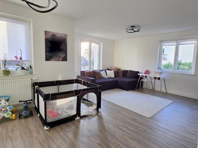 Helle, geräumige 3 Zimmer Erdgeschosswohnung in Südhanglage und ruhig gelegen sucht neue Mieter