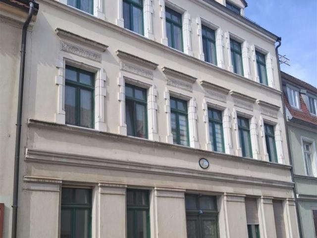 Helle geräumige 2 Raum Wohnung mit Holzfußboden Nähe Elbe in Torgau