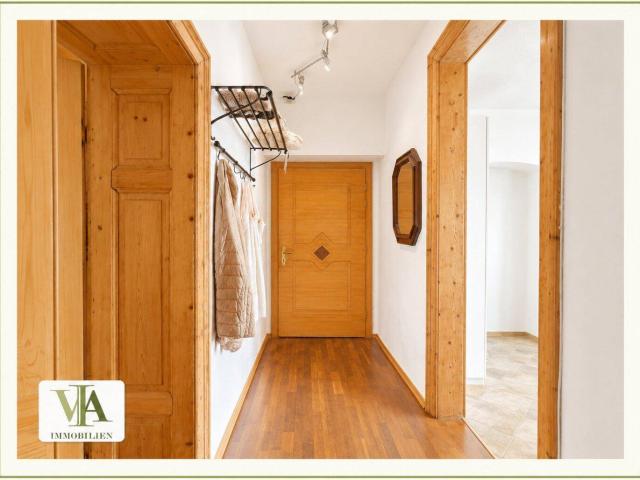 Helle geräumige 4 Zimmer Wohnung mit insg. ca. 87 m² Gesamtnutzfläche in der Leopoldstraße in Innsbruck zu verkaufen