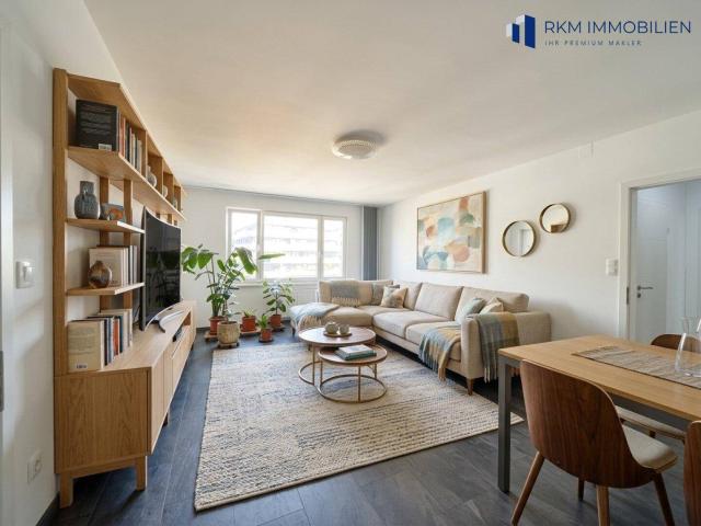 Helle geräumige 4 Zimmer Wohnung nähe U3 Enkplatz in Ruhelage