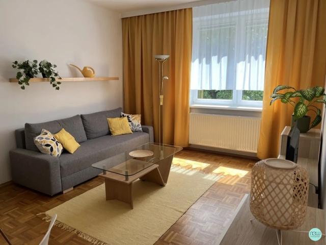helle, geschmackvolle möblierte Neubauwohnung / 2 Zimmer
