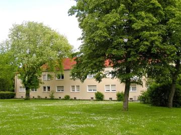 Helle große 2 Zimmer Wohnung in Duisburg Huckingen ab sofort!