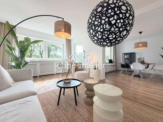 Helle, große Wohnung in gepflegtem Haus. Bezugsfertig und provisionsfrei