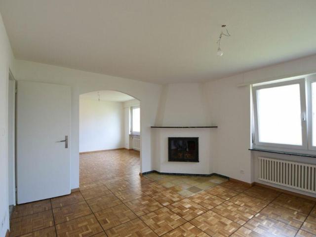 Helle, grosszügige 4.5 Zimmer Maisonette Wohnung