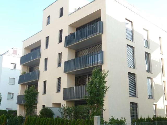Helle, großzügige 2 ZKB mit Terrasse in moderner Wohnanlage im Bismarckviertel