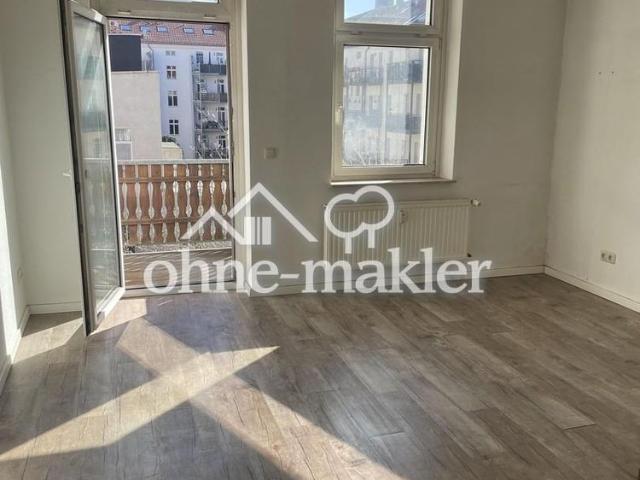 Helle, großzügige 3 Zimmer Wohnung mit Balkon, Aufzug und Hofstellplatz in Leipzig Volkmarsdorf