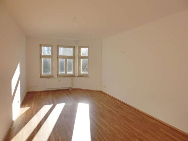 Helle großzügige 3 Zimmer Wohnung
