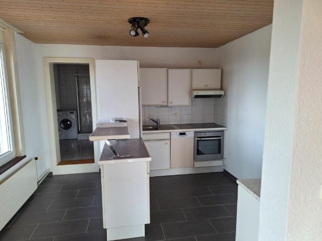 Helle grosszügige 3.5 Zi Wohnung