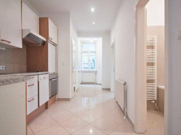 Helle, gut geschnittene 2 Zimmer Wohnung mit separater Küche | ruhige Lage | gute Raumaufteilung