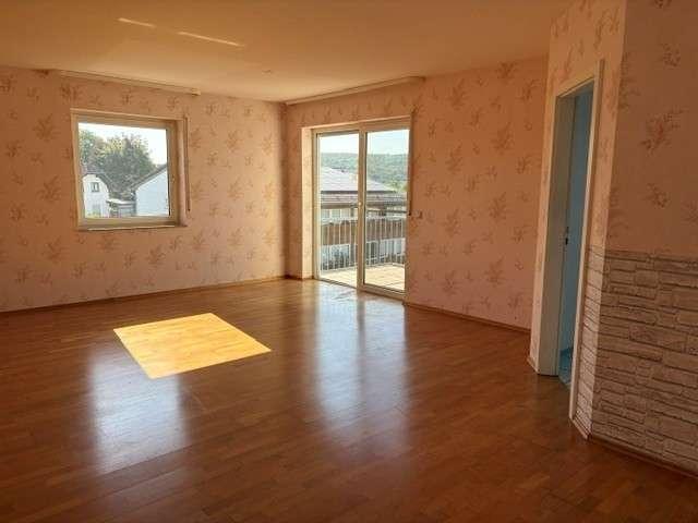 Helle, gut geschnittene 3 Zimmer Whg ruhig gelegen