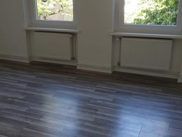 Helle & gut geschnittene 4 Zimmer Wohnung 86 m2 in zentraler Lage