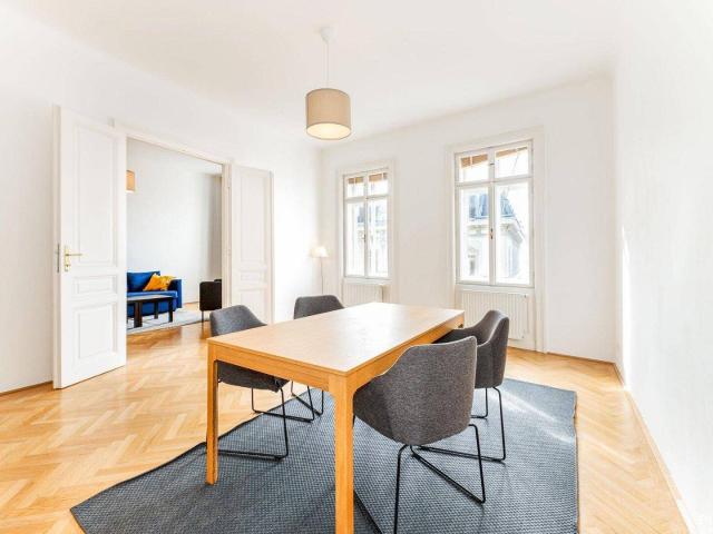 Helle, klassische Altbauwohnung in 1080: Gepflegte 3 Zimmerwohnung im Verkauf!