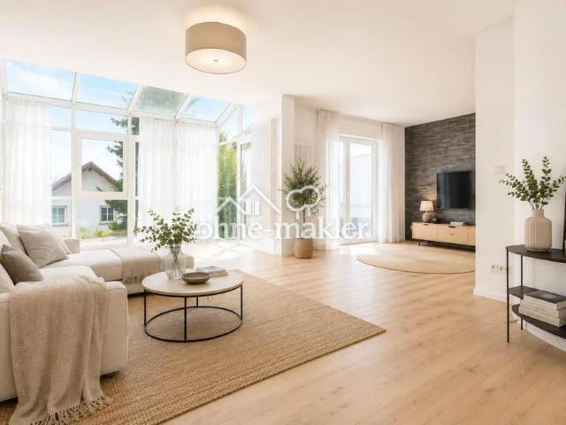 Helle & klimatisierte Maisonettewhg. mit Küche & Wintergarten Erstvermietung nach Sanierung