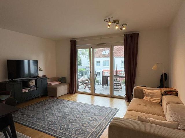 Helle, lichtdurchflutete 4 Zimmer Wohnung