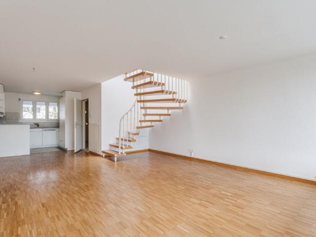 Helle Maisonette Wohnung zu vermieten